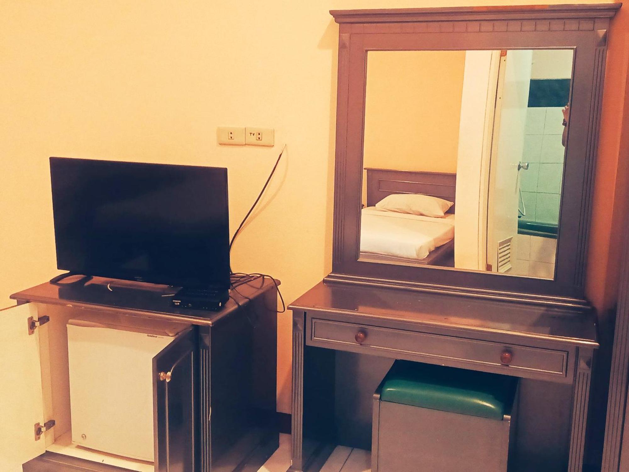 Hotel Wijaya Purwokerto Ngoại thất bức ảnh