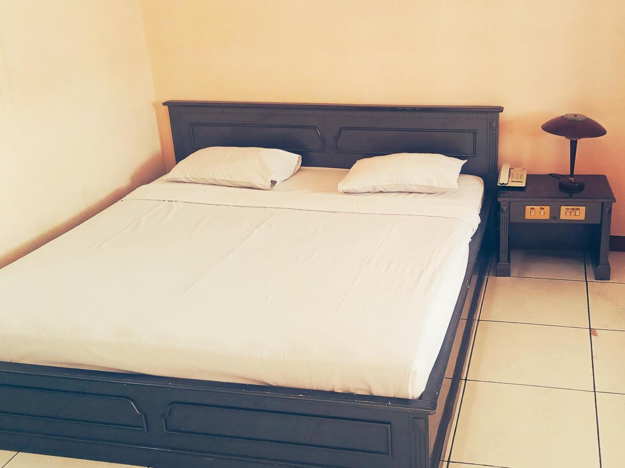 Hotel Wijaya Purwokerto Ngoại thất bức ảnh