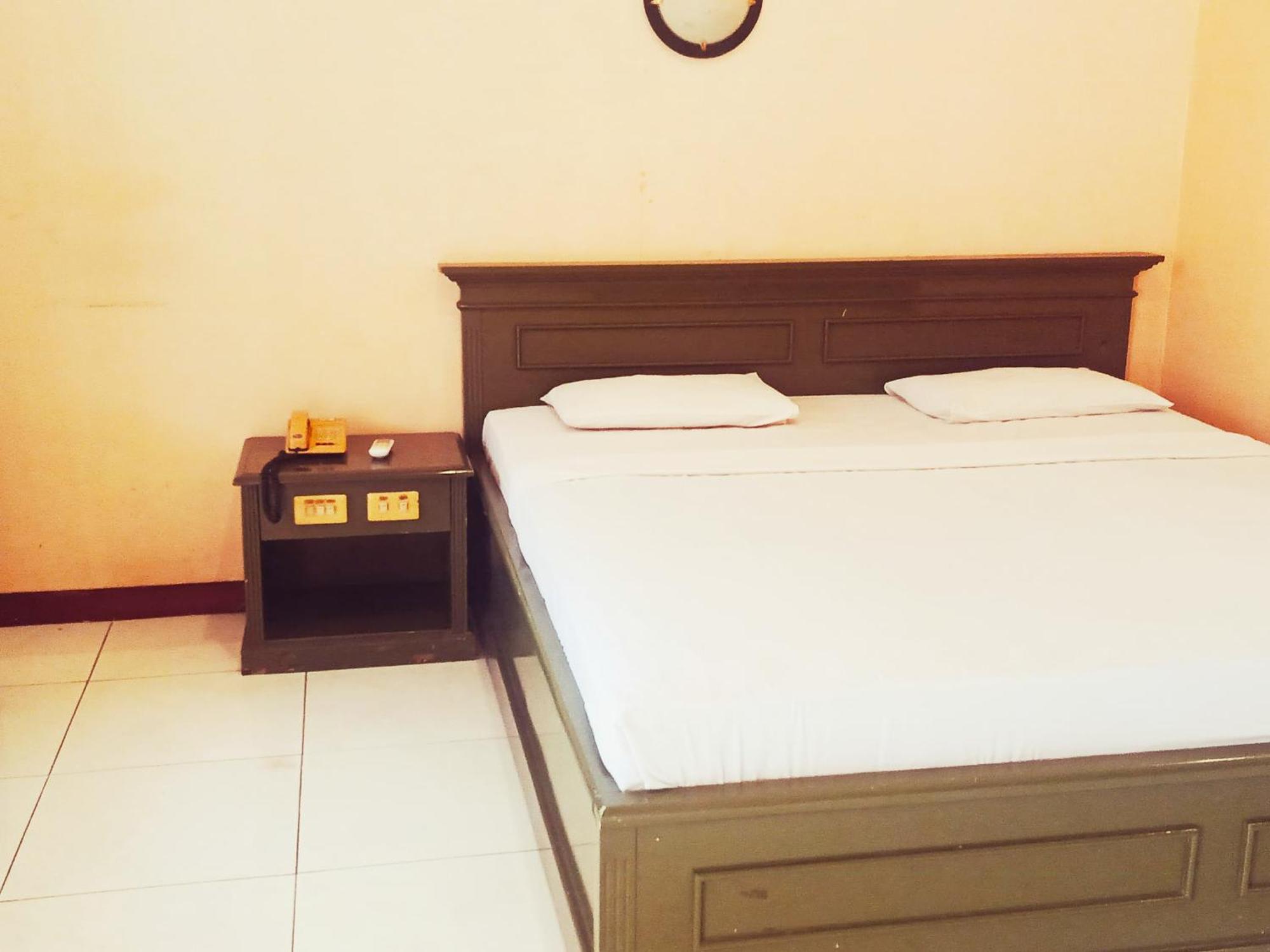 Hotel Wijaya Purwokerto Ngoại thất bức ảnh
