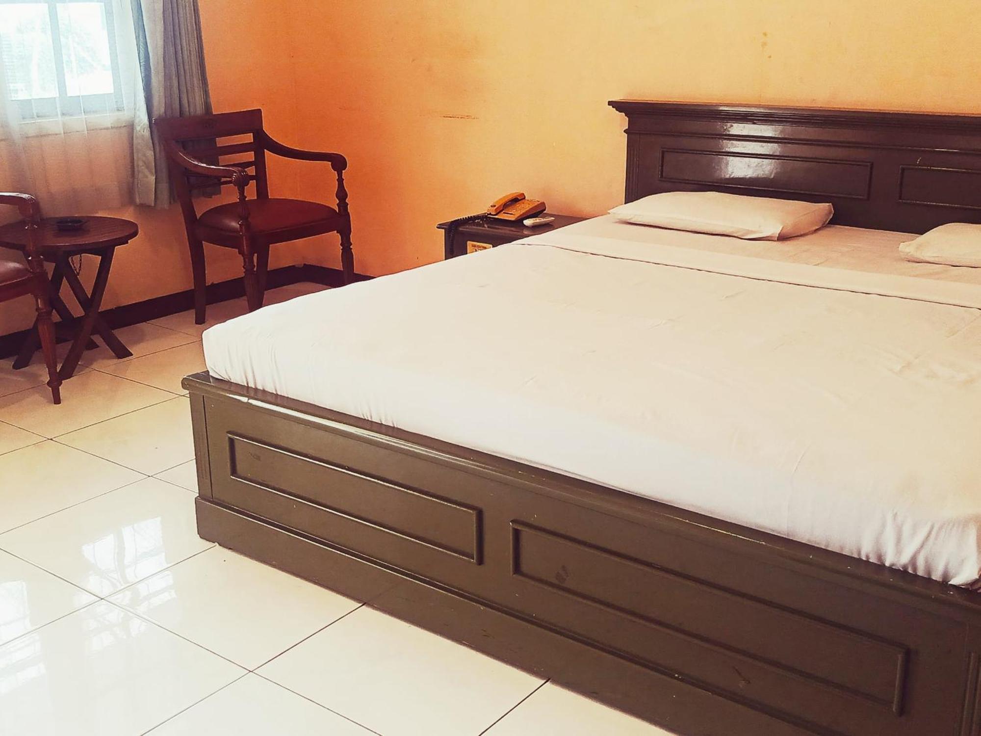 Hotel Wijaya Purwokerto Ngoại thất bức ảnh