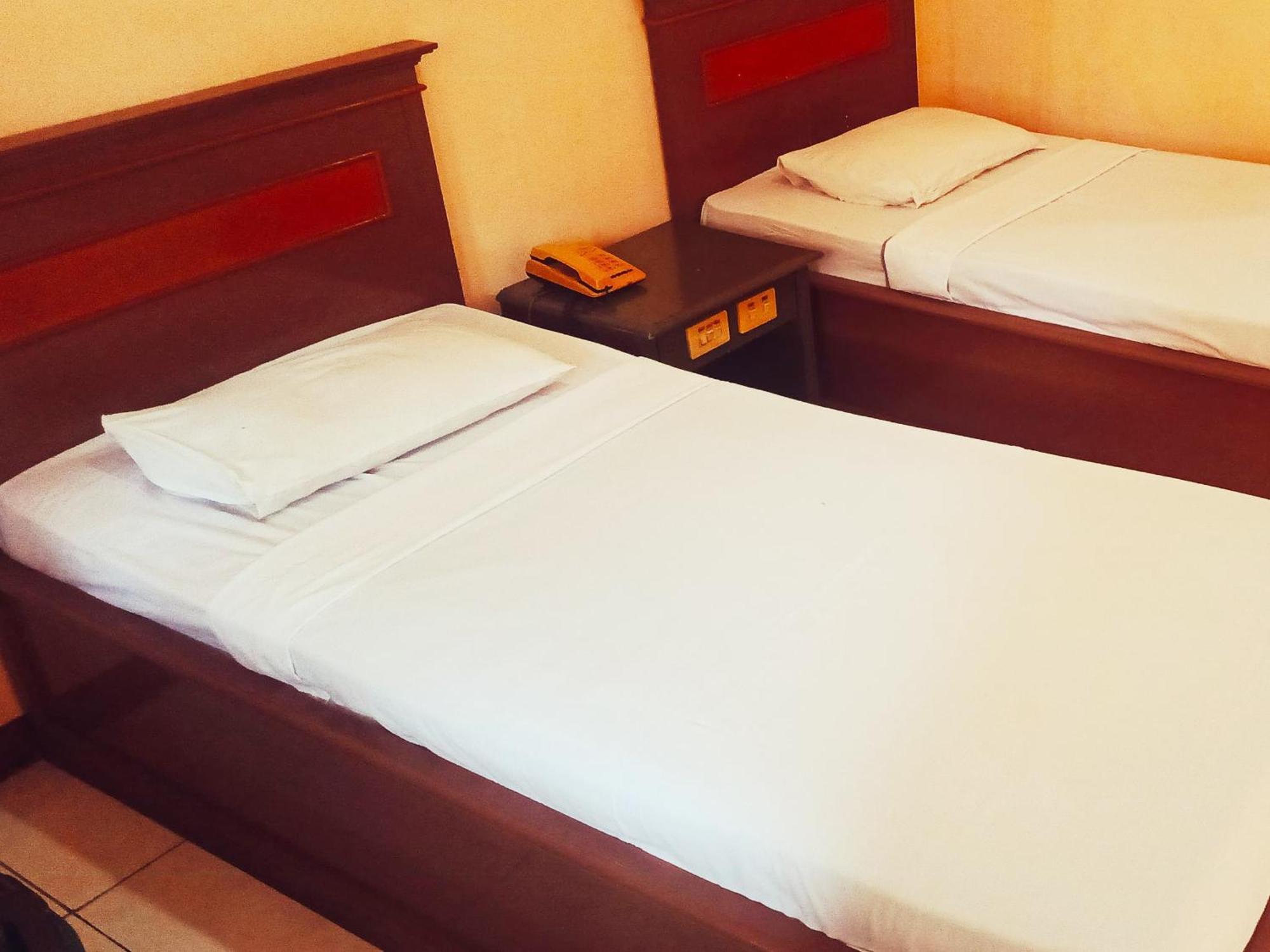Hotel Wijaya Purwokerto Ngoại thất bức ảnh