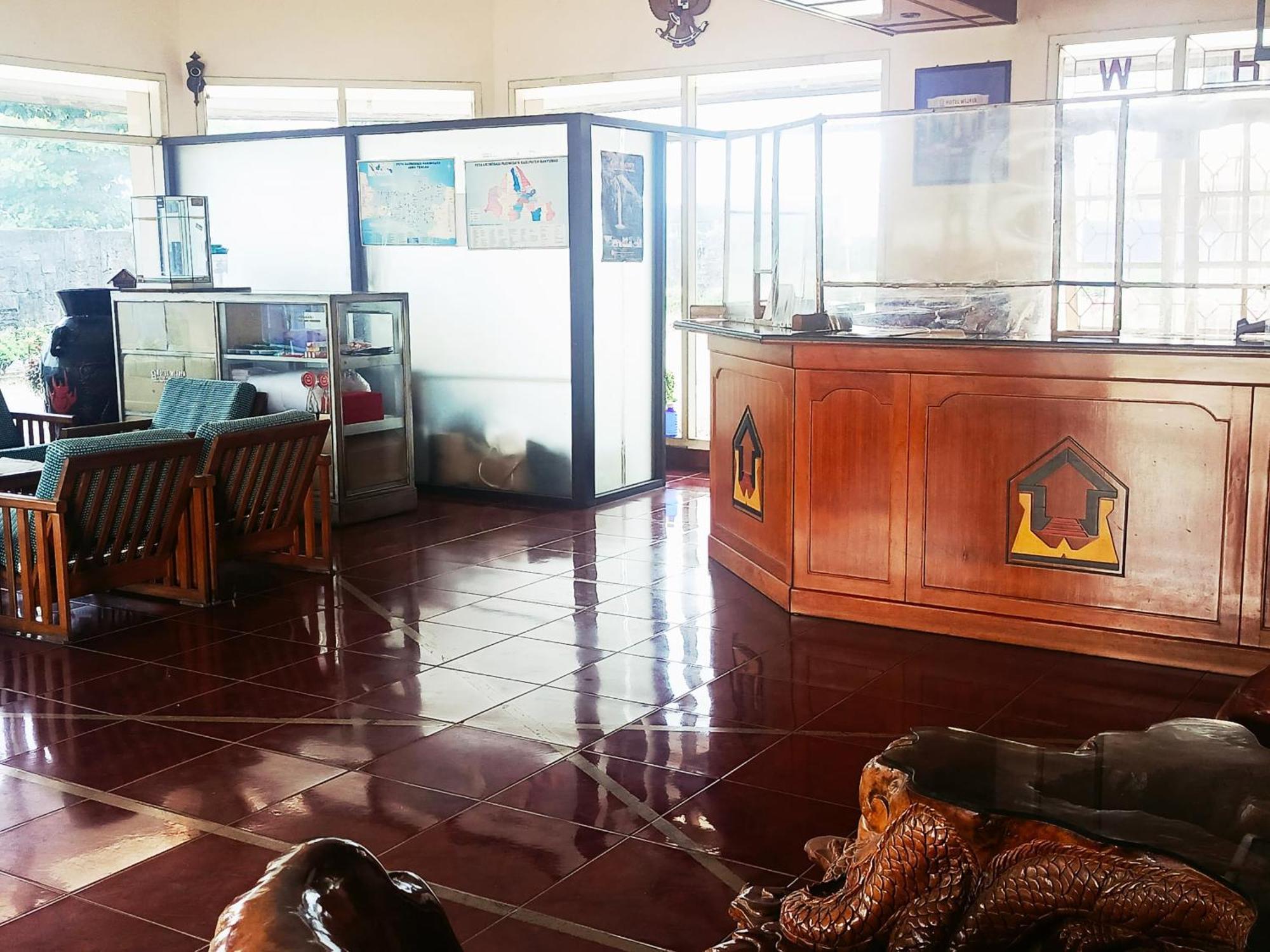 Hotel Wijaya Purwokerto Ngoại thất bức ảnh